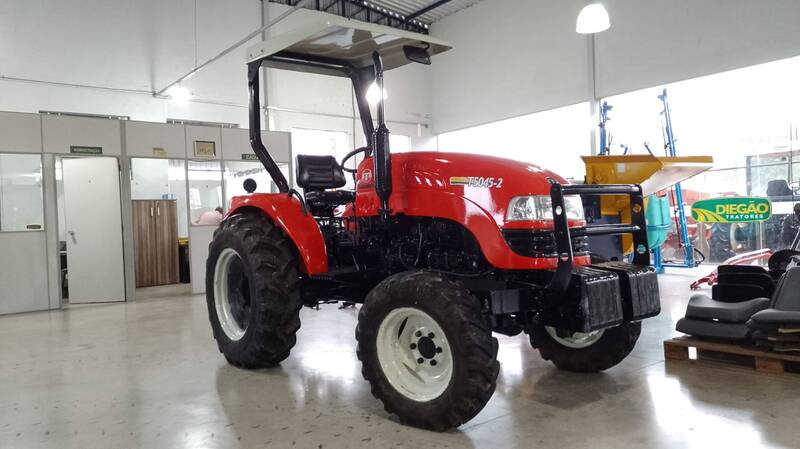 TRATOR TRAMONTINI 5045 - 4X4 - ANO 2014 - "VENDIDO"